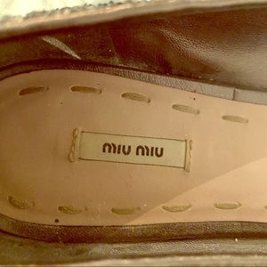 Silver glitter evening flats